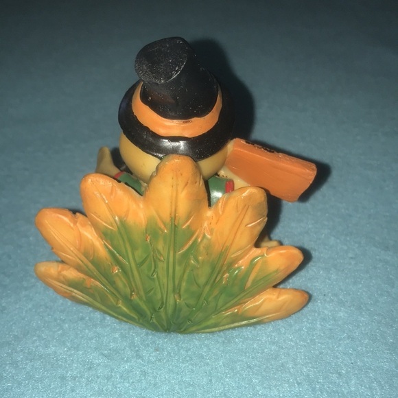 Turkey fall harvest decoration made of resin 3.5” X 4.5” vintage - Picture 2 of 5